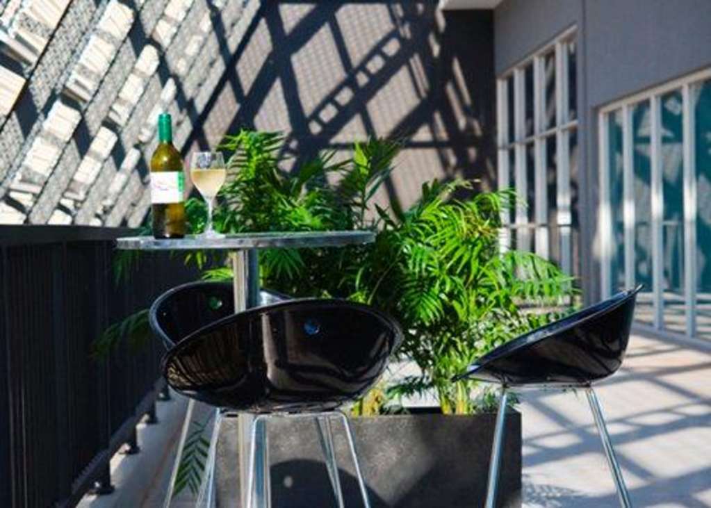 Mantra Melbourne Melton Hotel Interior foto