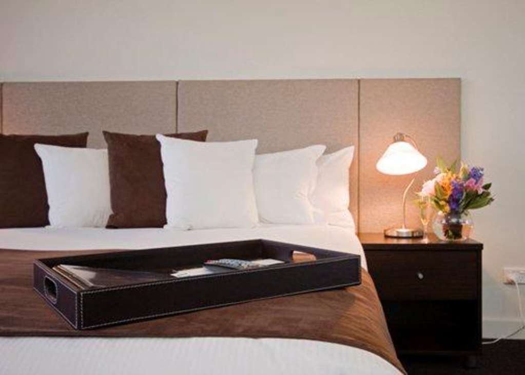 Mantra Melbourne Melton Hotel Ruang foto